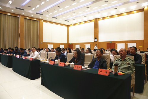 417B1375_副本小.jpg